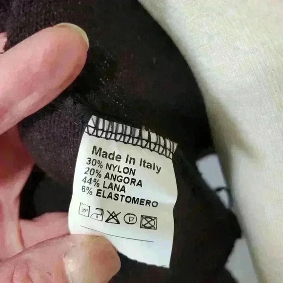 Extra Italia black angora and wool sweater jacket. size small - Picture 8 of 11